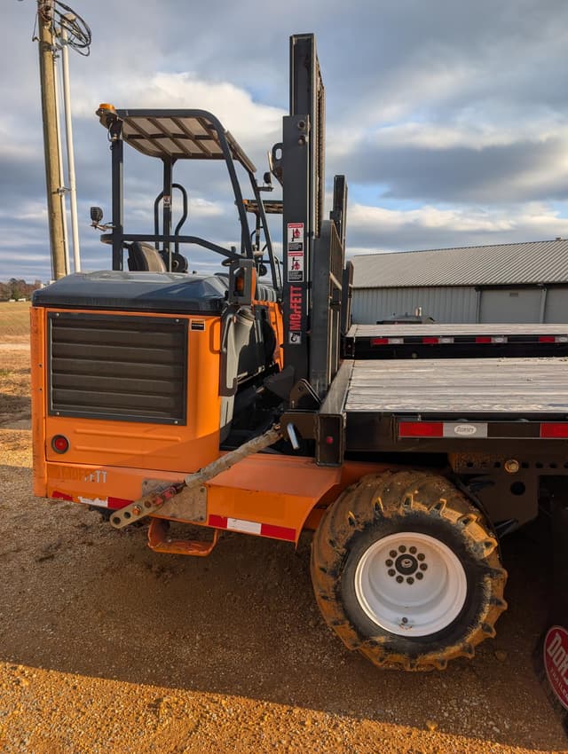 Image of Moffett M55P equipment image 1