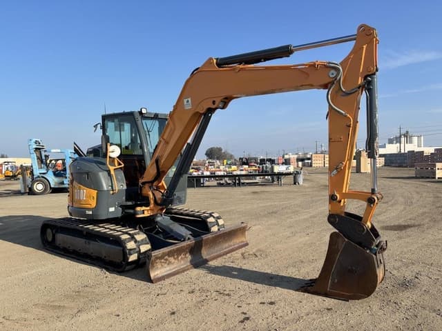 Image of Mustang 800Z equipment image 1