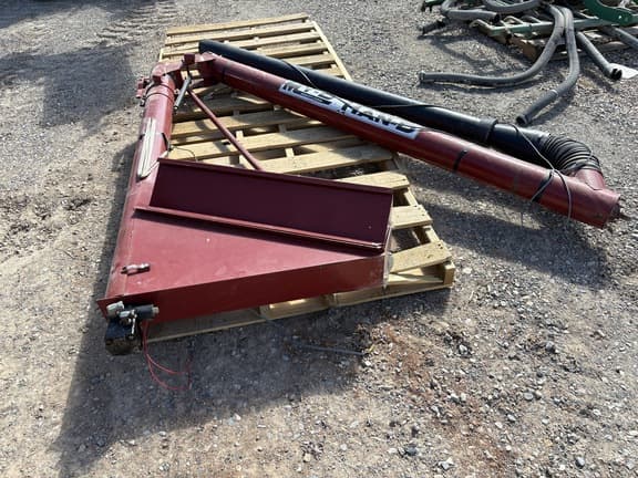 Image of My-D Hand-D Tailgate Auger equipment image 4