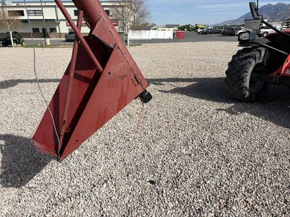 Image of My-D Hand-D Tailgate Auger equipment image 4