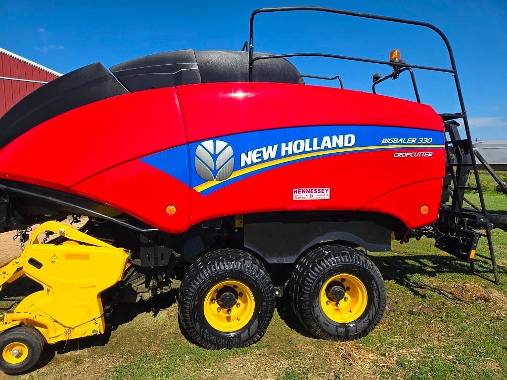 Image of New Holland Big Baler 330 Primary image