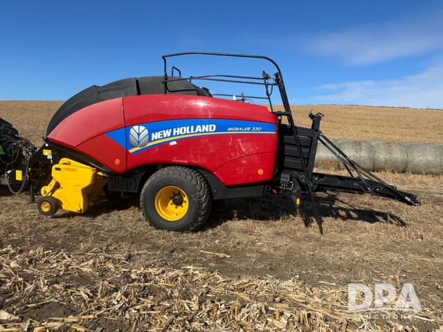 Image of New Holland Big Baler 330 equipment image 3