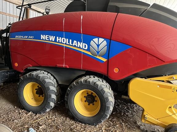 Image of New Holland 340 equipment image 3