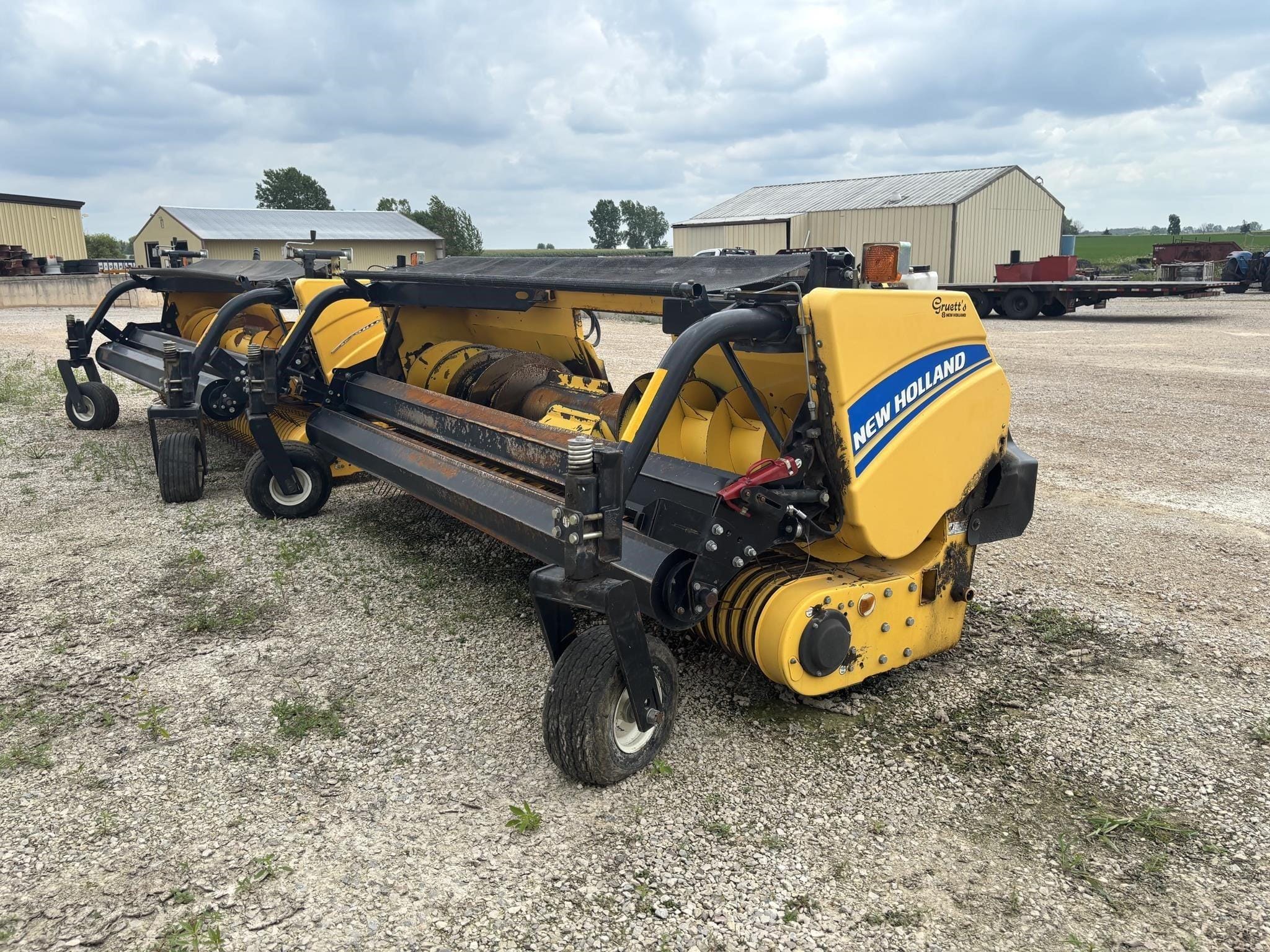 2016 New Holland 380HDY Equipment Image0