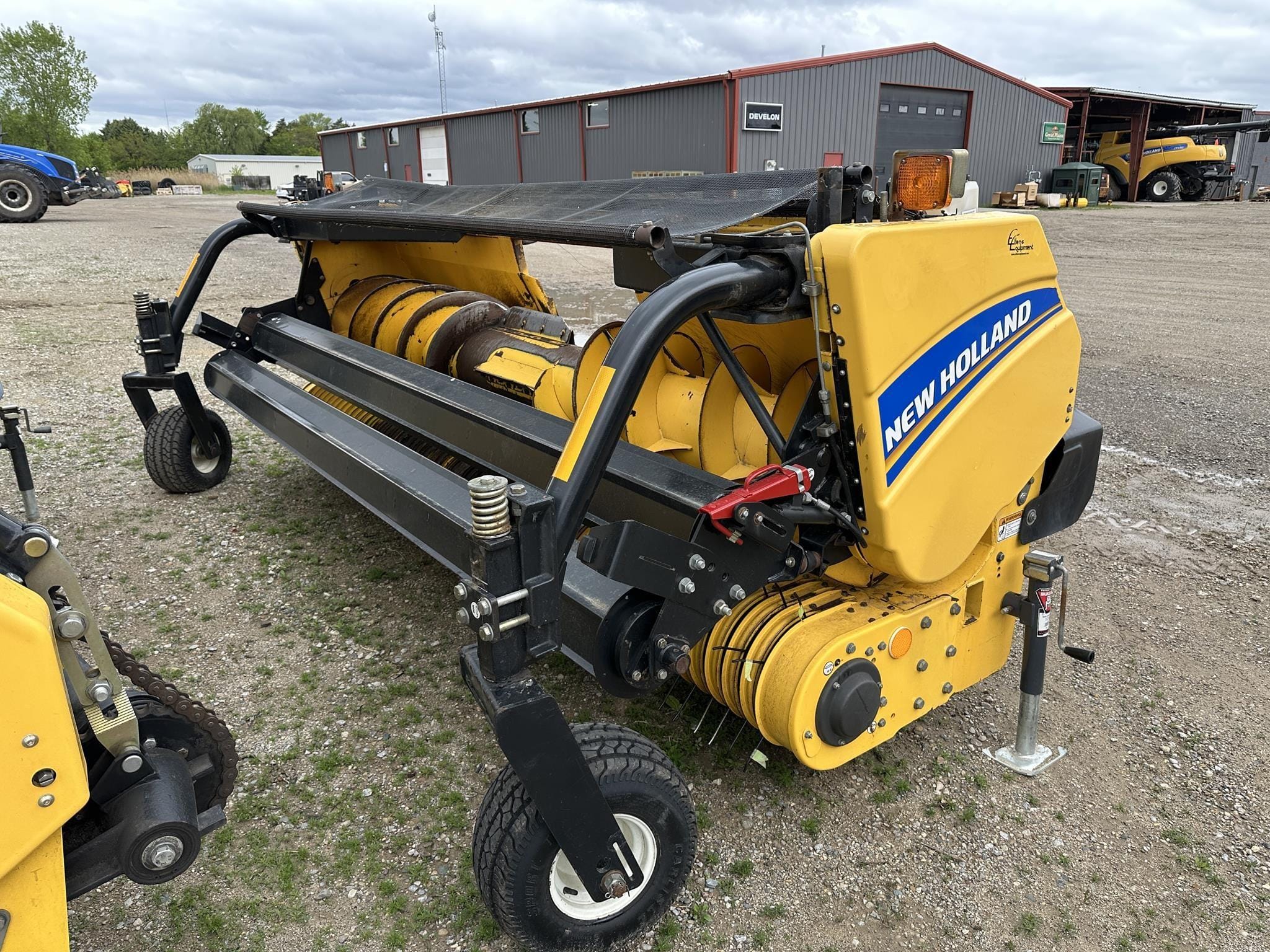 2016 New Holland 380HDY Equipment Image0