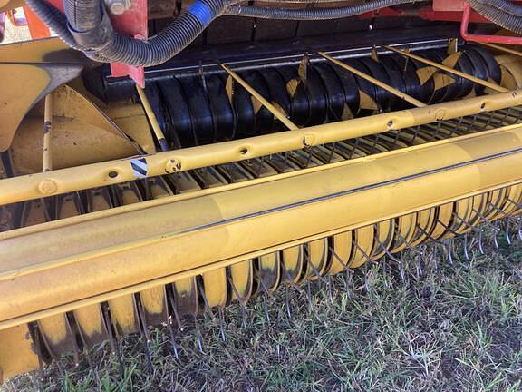 Image of New Holland RB560 Bale Slice equipment image 2