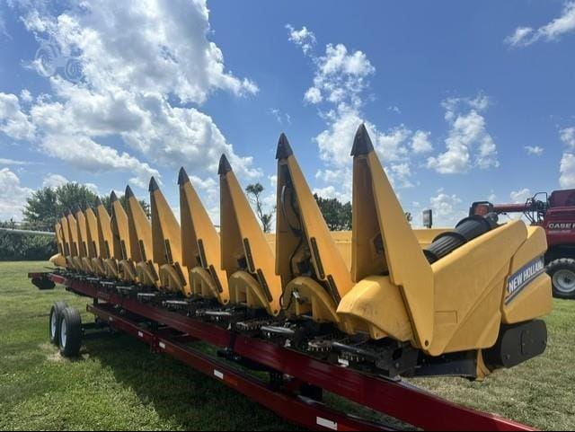 2016 New Holland 980CR Equipment Image0