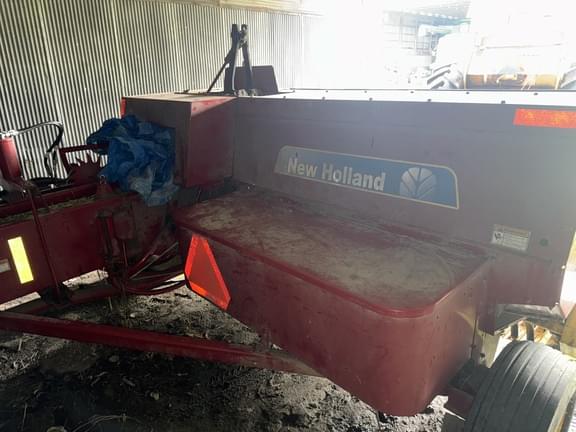 Image of New Holland BC5070 equipment image 4
