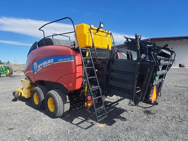 Image of New Holland Big Baler 340 equipment image 1