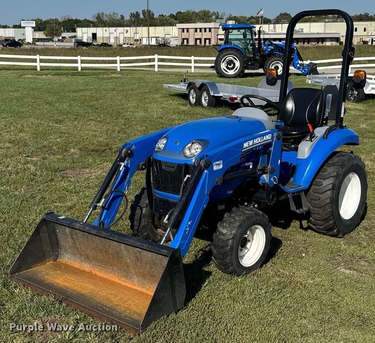 2016 New Holland Boomer 24 Equipment Image0