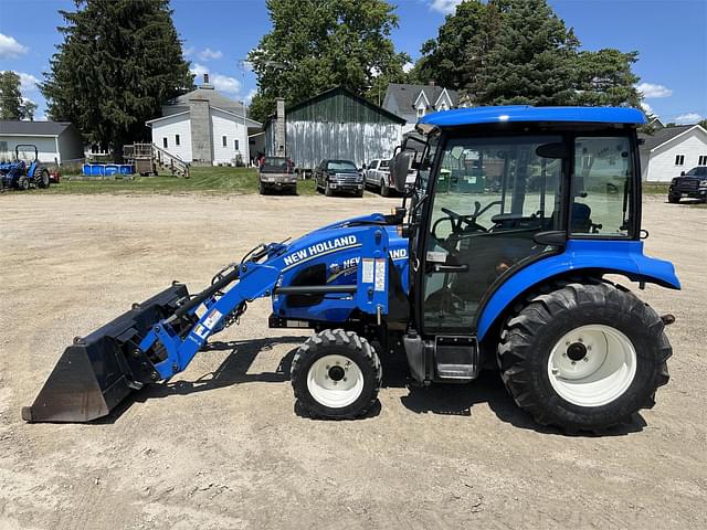 Image of New Holland Boomer 37 equipment image 1