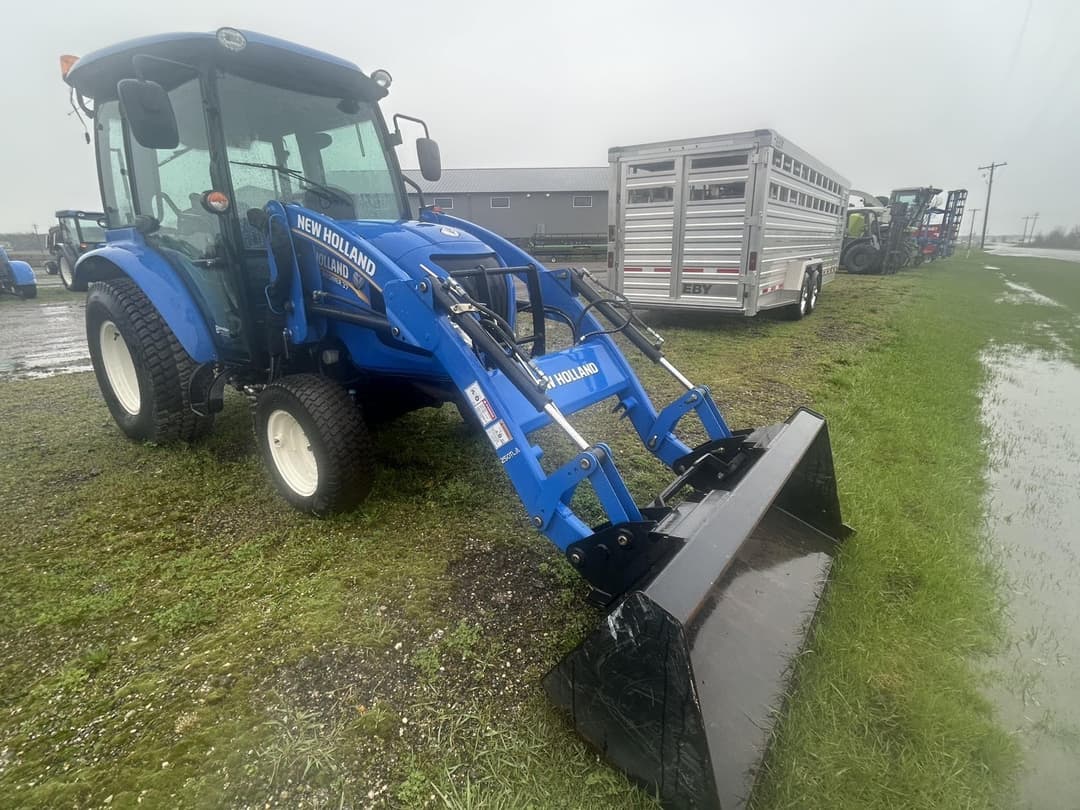 Image of New Holland Boomer 37 Image 1