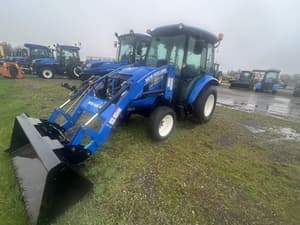 2016 New Holland Boomer 37 Image