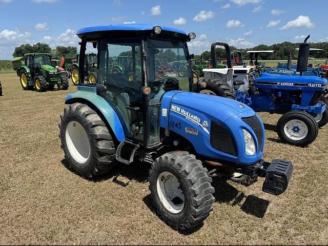 Image of New Holland Boomer 47 equipment image 3