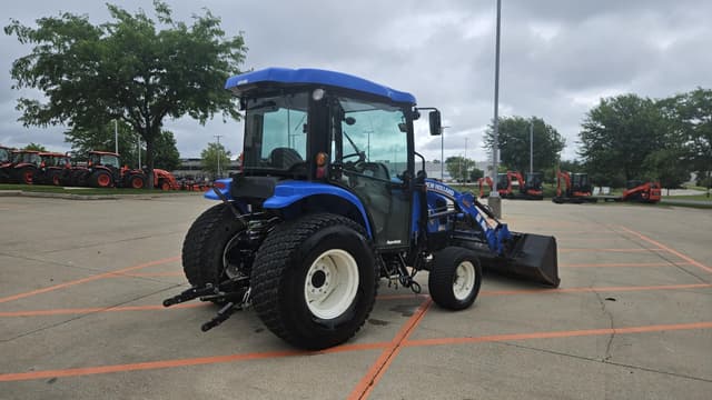 Image of New Holland Boomer 54D equipment image 4