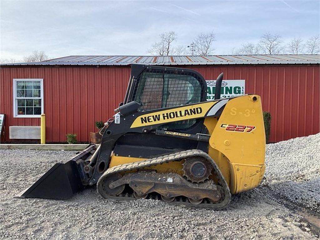 Main image New Holland C227