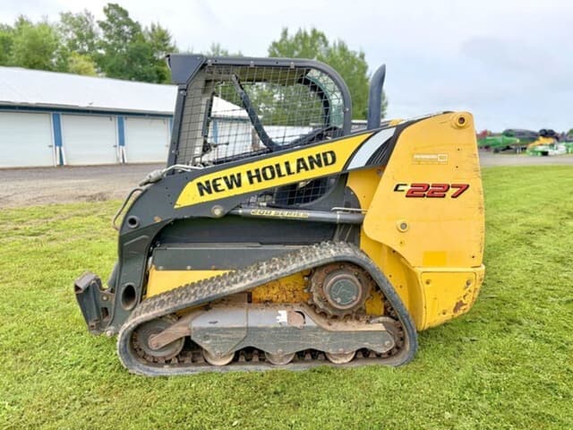 Image of New Holland C227 equipment image 3