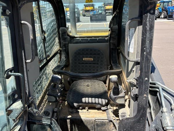 Image of New Holland C238 equipment image 4
