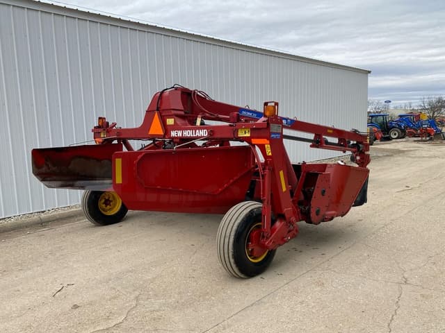 Image of New Holland 313 equipment image 3