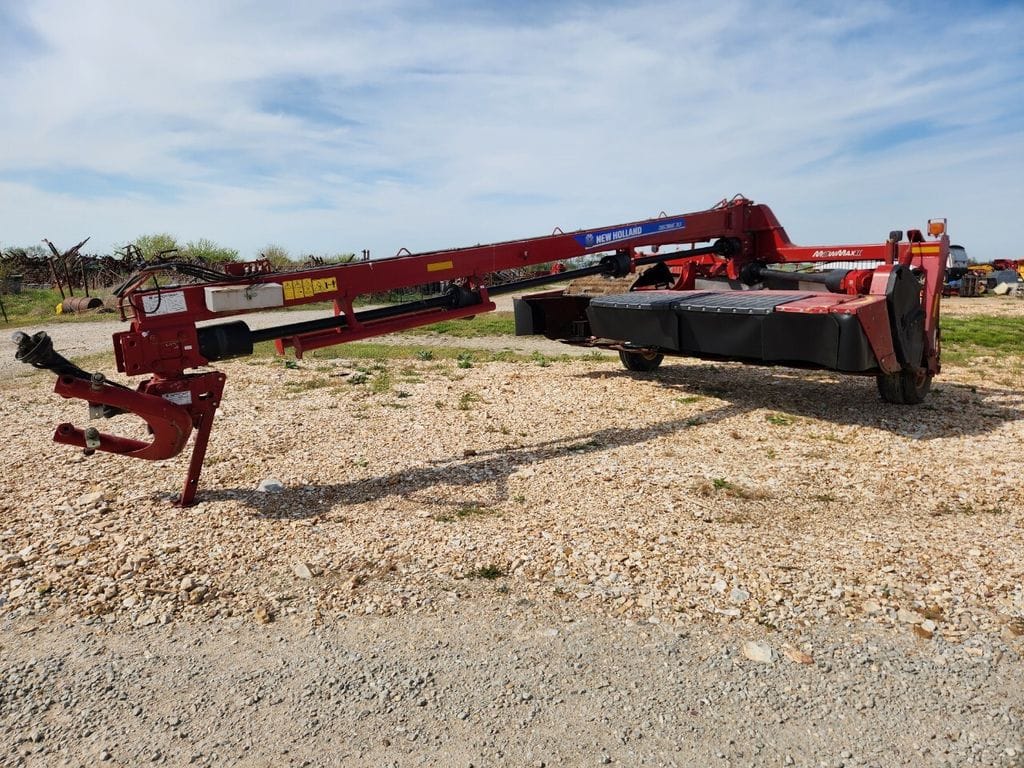 2016 New Holland 313 Equipment Image0