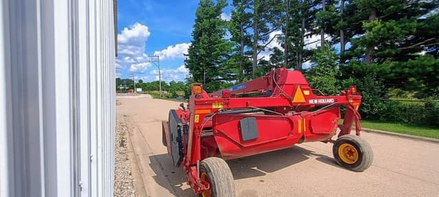 Image of New Holland 313 equipment image 4