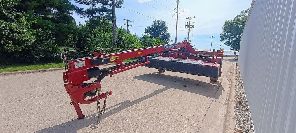 2016 New Holland 313 Equipment Image0