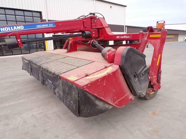 Image of New Holland 313 equipment image 3