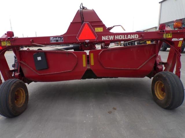 Image of New Holland 313 equipment image 4
