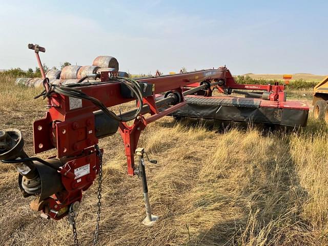 Image of New Holland 316 equipment image 2