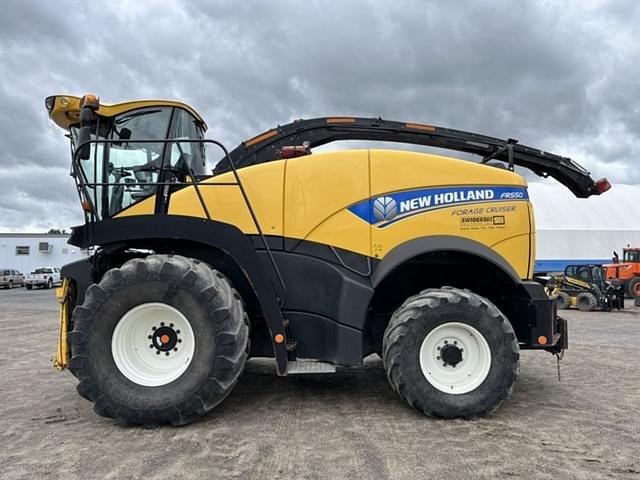 Image of New Holland FR550 equipment image 2