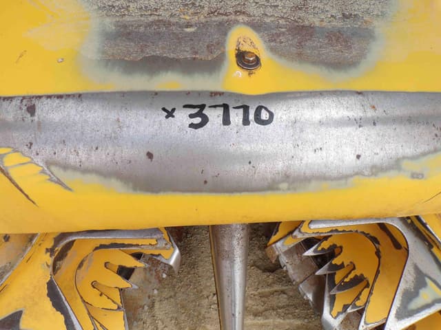 Image of New Holland FR650 equipment image 1