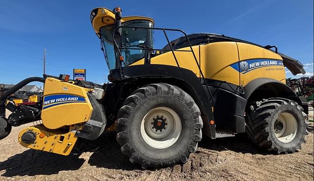 Image of New Holland FR780 equipment image 2
