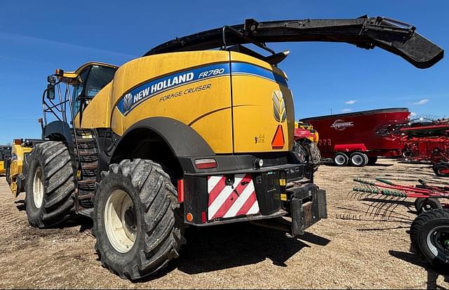 Image of New Holland FR780 equipment image 3