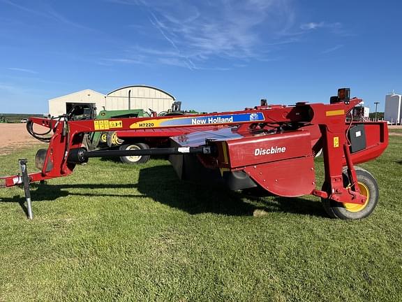 Image of New Holland H7220 equipment image 1