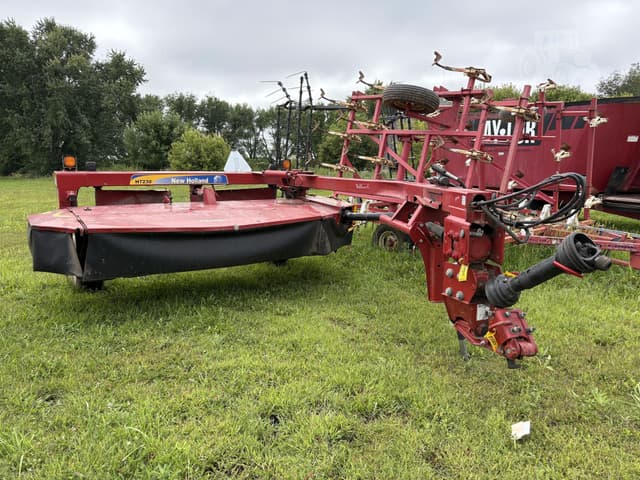Image of New Holland H7230 equipment image 2