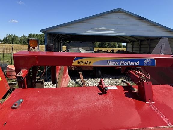 Image of New Holland H7230 equipment image 3