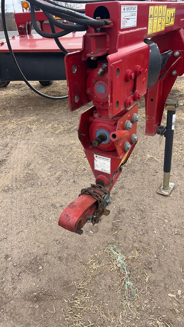 Image of New Holland H7230 equipment image 1