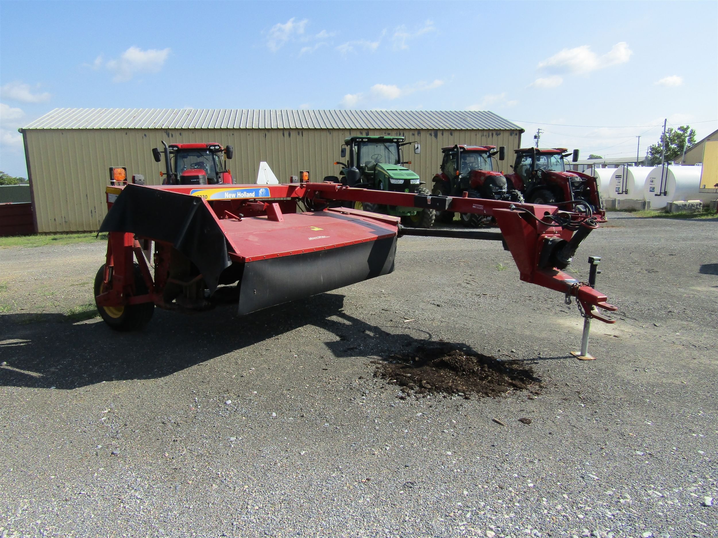 Main image New Holland H7230