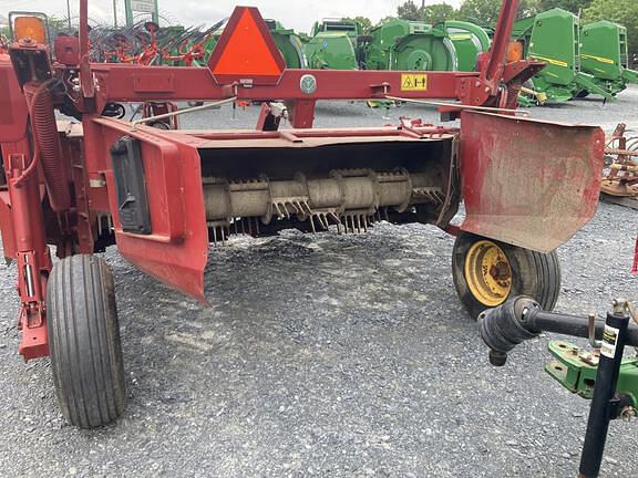 Image of New Holland H7320 equipment image 4