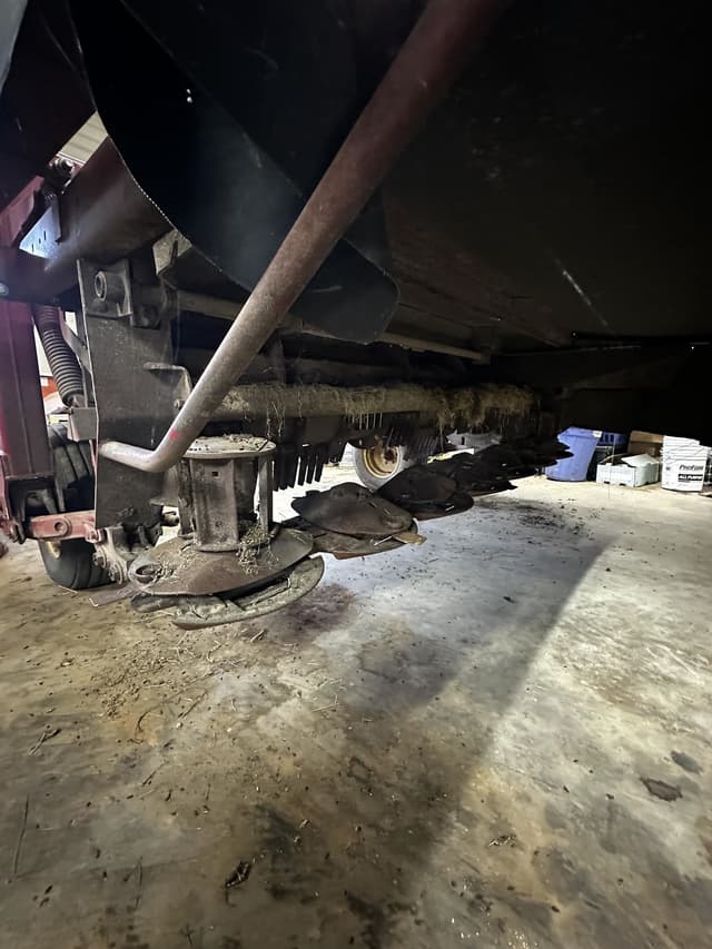 Image of New Holland H7320 equipment image 3