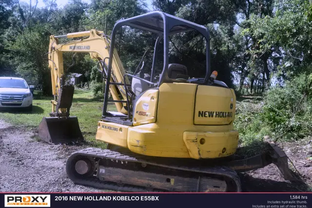 Image of New Holland E55BX equipment image 3