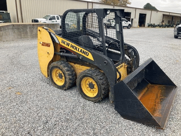 Main image New Holland L216