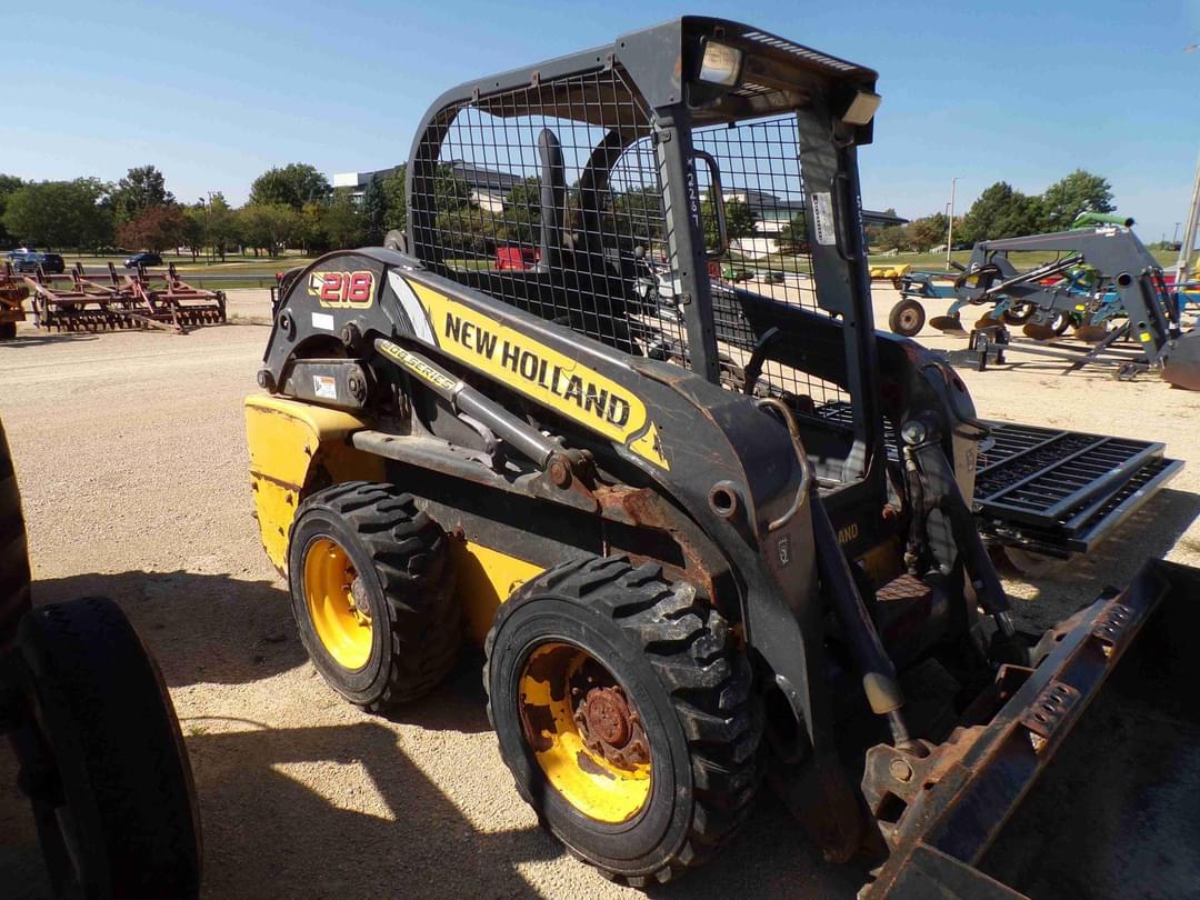 Image of New Holland L218 Primary image