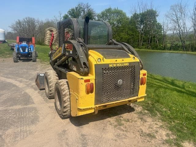Image of New Holland L218 Image 1