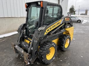 2016 New Holland L218 Image
