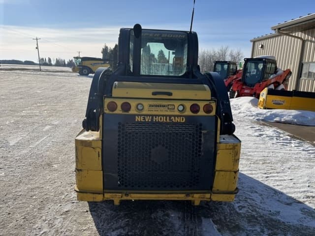 Image of New Holland L218 equipment image 3