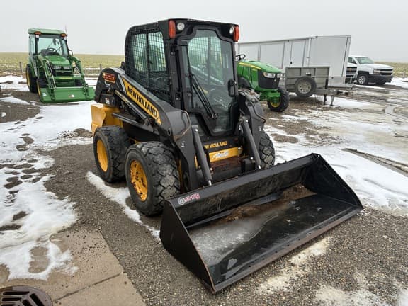 Image of New Holland L220 Primary image
