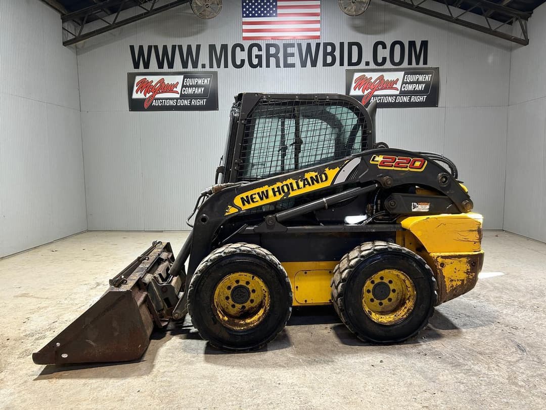 Image of New Holland L220 Primary image