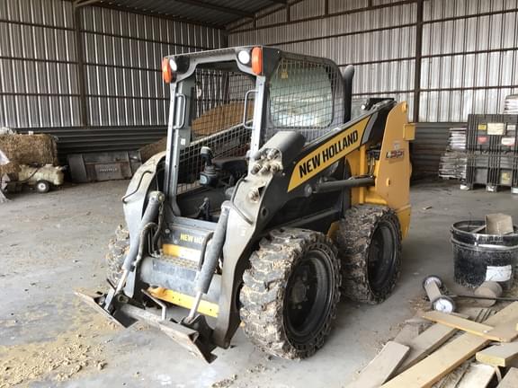 Image of New Holland L221 Primary image