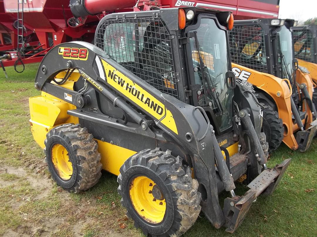 Image of New Holland L228 Primary image